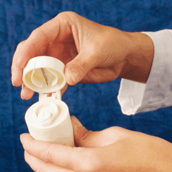 Pastillero para partir pastillas por la mitad en ortopedia eurodiscap