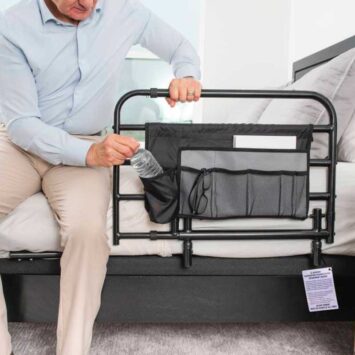 Barandilla extensible y ajustable de color negra para cama